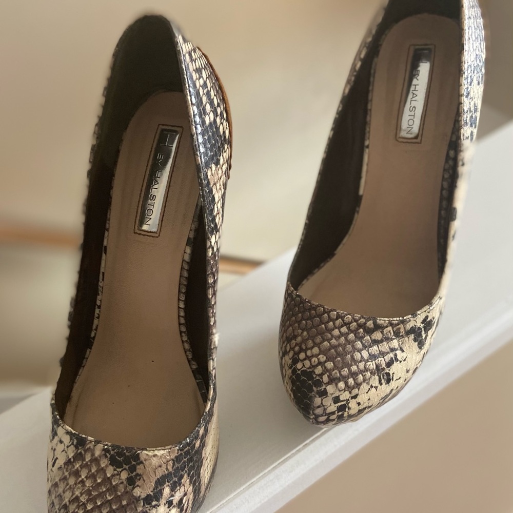 H by Halston Platform Pumps
